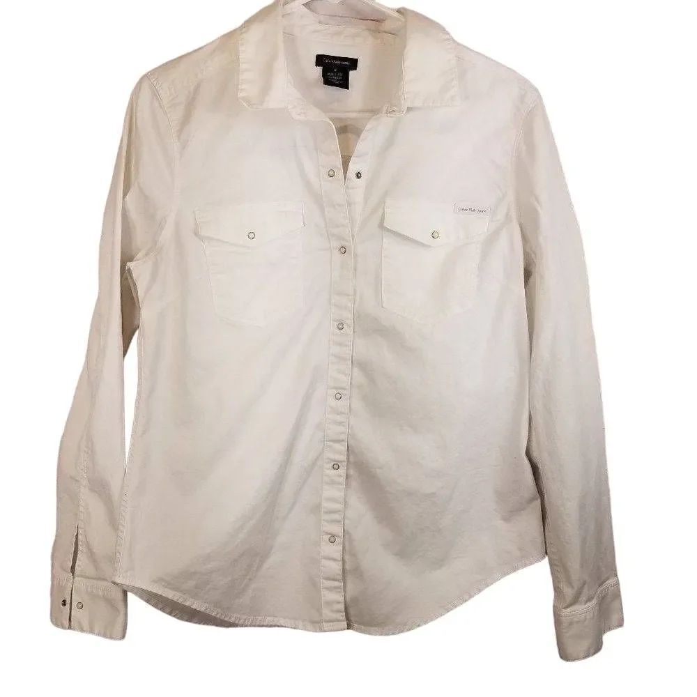 Calvin Klein button down shirt M